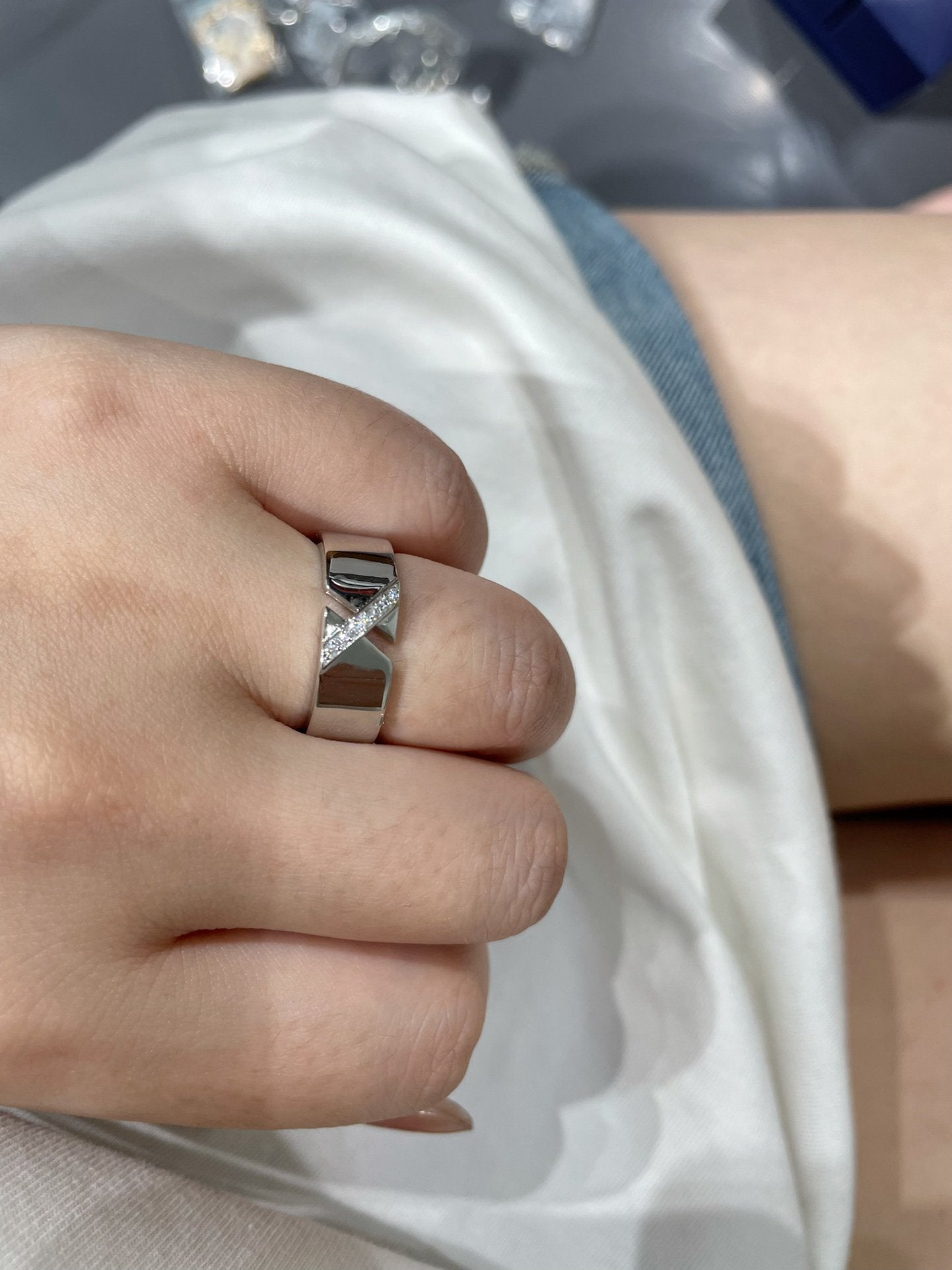CHAUMET LIENS EVIDENCE DIAOMOND RING