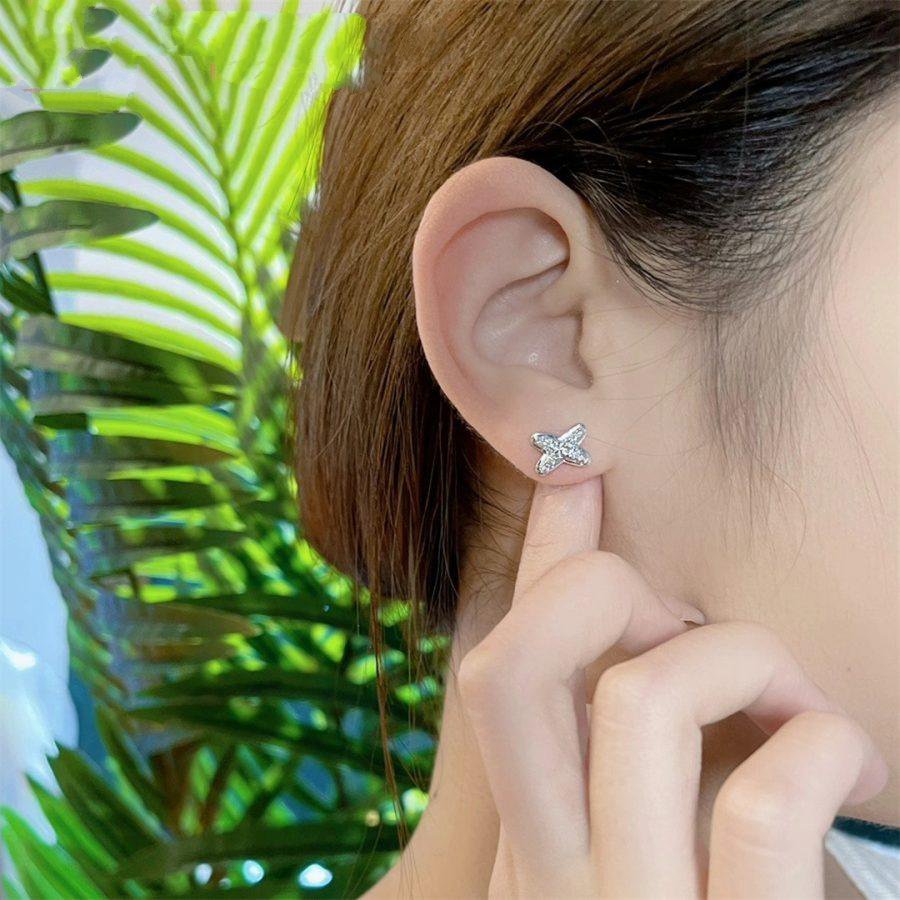 CHAUMET JEUX DE SILVER DIAMOND EARRINGS