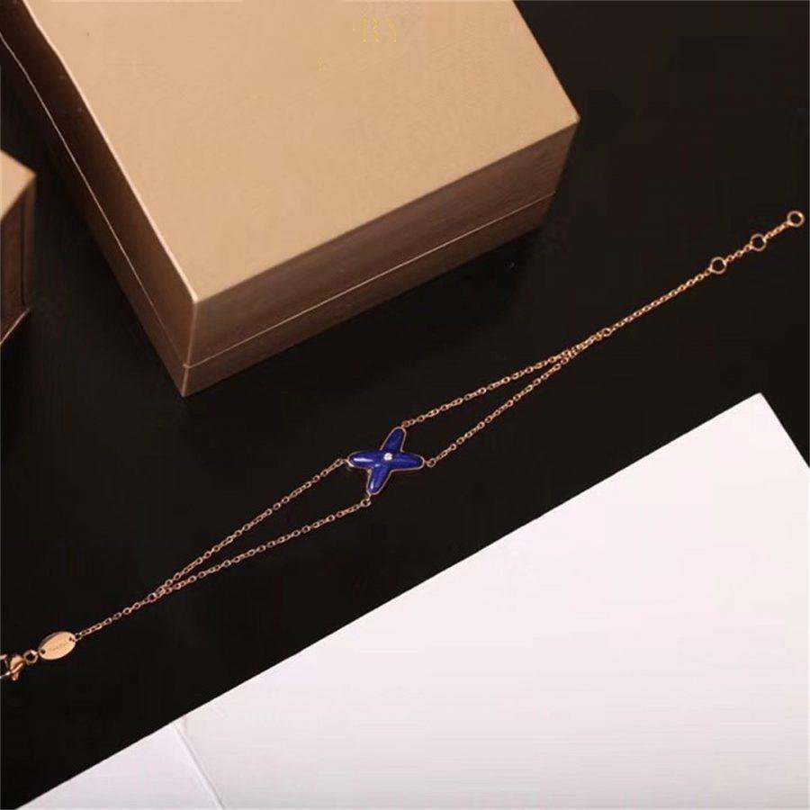 CHAUMET Hollow Design Four-Leaf Clover Flower Shape Bracelet