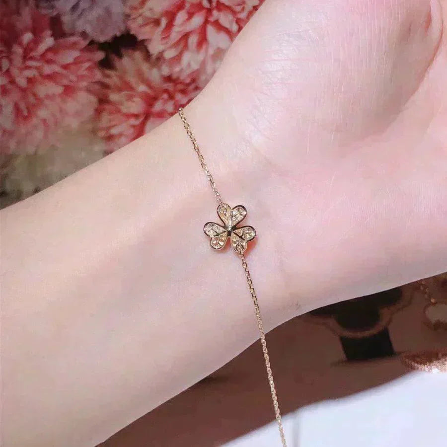 VCA FRIVOLE GOLD FLOWER DIAMOND BRACELET