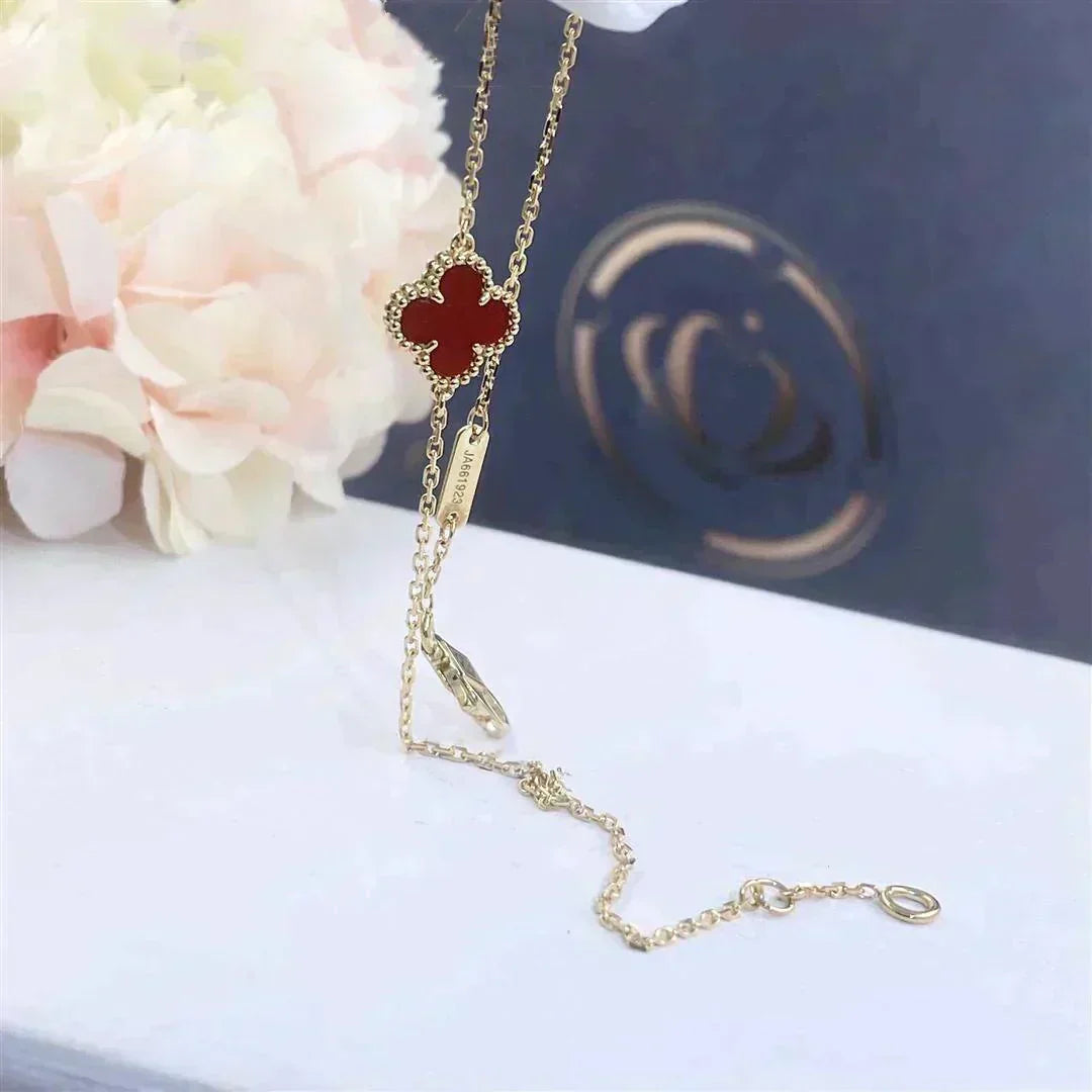 VCA CLOVER CARNELIAN SINGLE FLOWER BRACELET